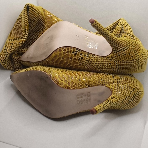 Thigh high beautiful sexy boots - Picture 8 of 10